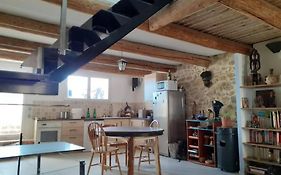 Maison Restauree A L'Ancienne Avec Terrasse
